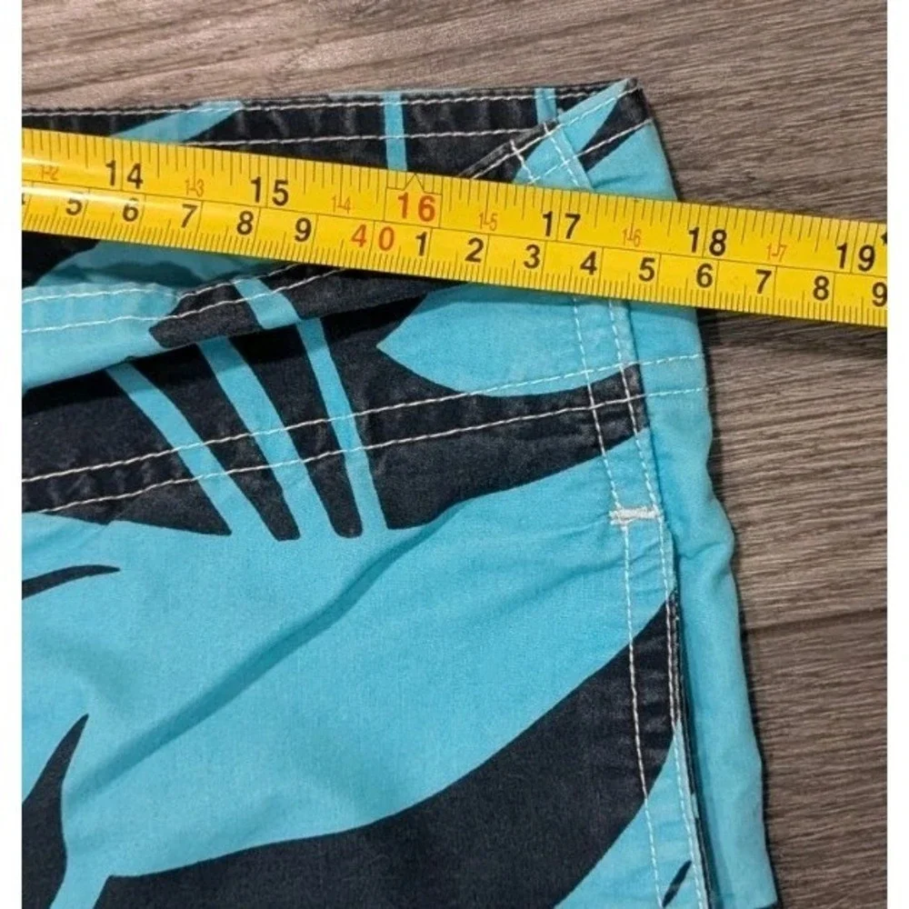 Converse One Star Mens‎ 36 Navy & Teal Board Shorts Trunks Floral Pockets Logo